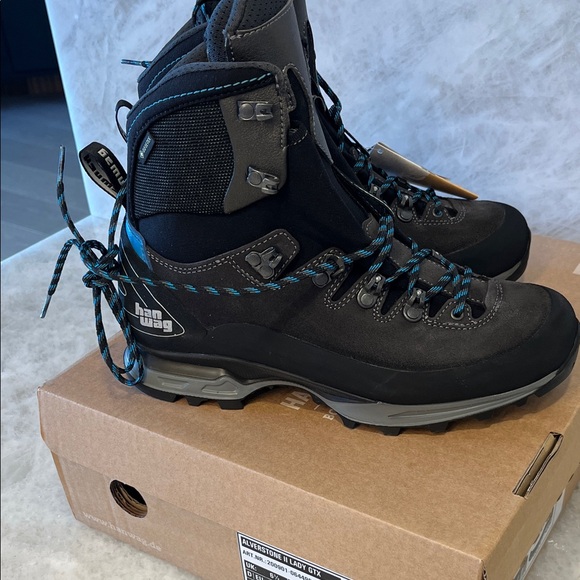 Alverstone II Lady GTX Black Lace Up Boots - Picture 6 of 8